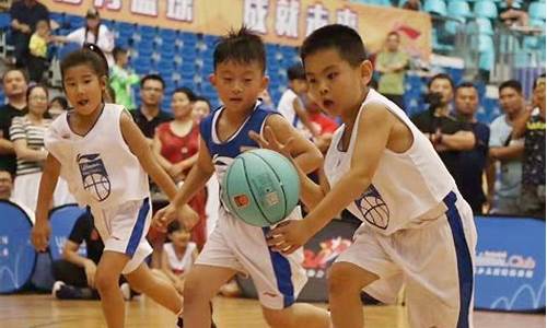 幼儿篮球比赛3v3-幼儿篮球赛中国体育