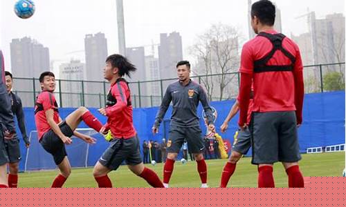 中国队对阵马儿代-中国队对马尔代夫足球比赛直播