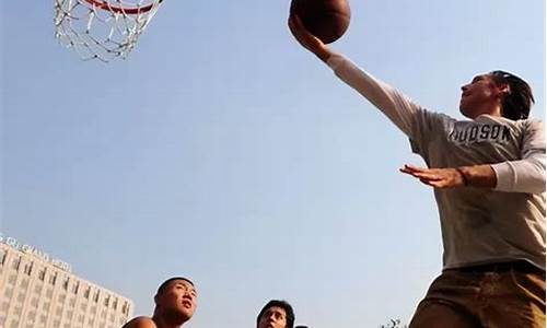 中国打篮球的谁最高-全中国打篮球最厉害的人
