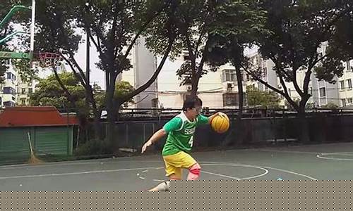 篮球怎么才能运好球-篮球怎样快速练好运球