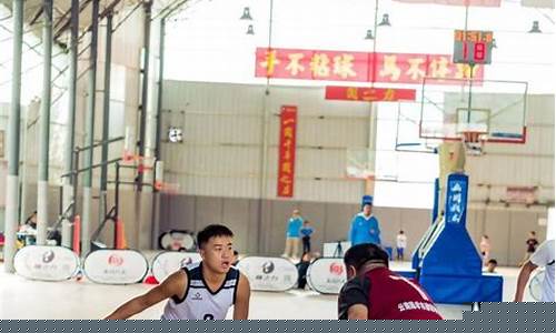 中国篮球和足球怎么那么难打-中国篮球和足球怎么那么难