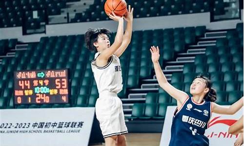 龙城初级中学篮球队-龙城初中篮球联赛